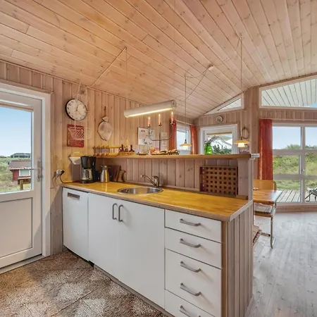 Lovely With Covered Terrace, Only 300 Meters From The North Sea In Sondervig Holiday home