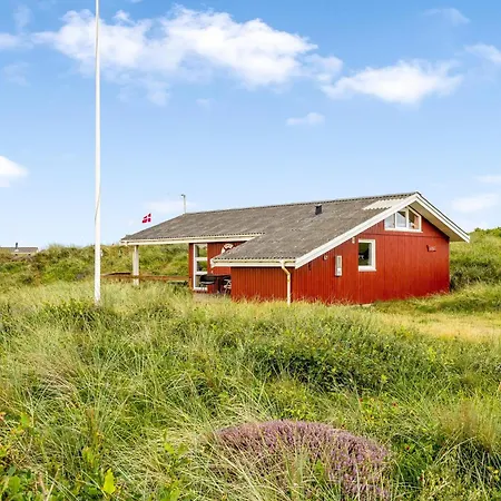 Lovely With Covered Terrace, Only 300 Meters From The North Sea At Sondervig Casa de Férias