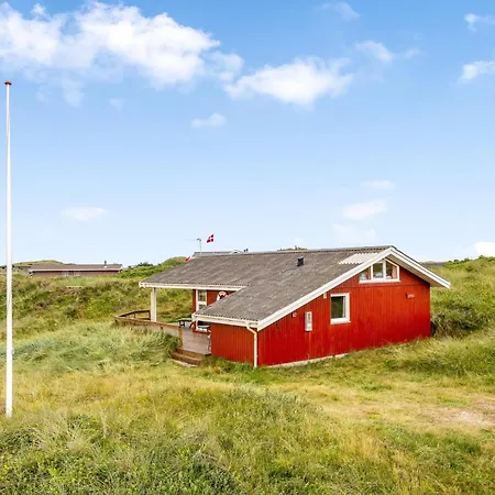 Lovely With Covered Terrace, Only 300 Meters From The North Sea In Sondervig Holiday home Ringkobing