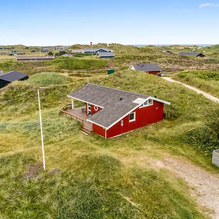 Lovely With Covered Terrace, Only 300 Meters From The North Sea In Sondervig Holiday home *